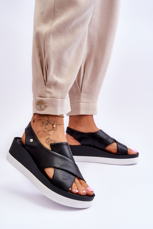 Шкіряні босоніжки на танкетці Black Morgan