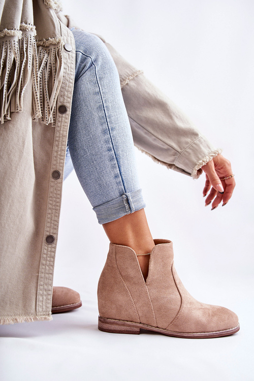 Замшеві чоботи з вирізами на плоскому каблуці Belgie Henriette