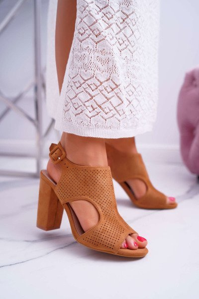 Жіночі босоніжки на шпильці ажурні замшеві Camel HiBaby