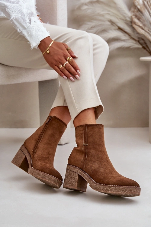 Жіночі чоботи на підборах утеплені еко замша хакі Arkesia