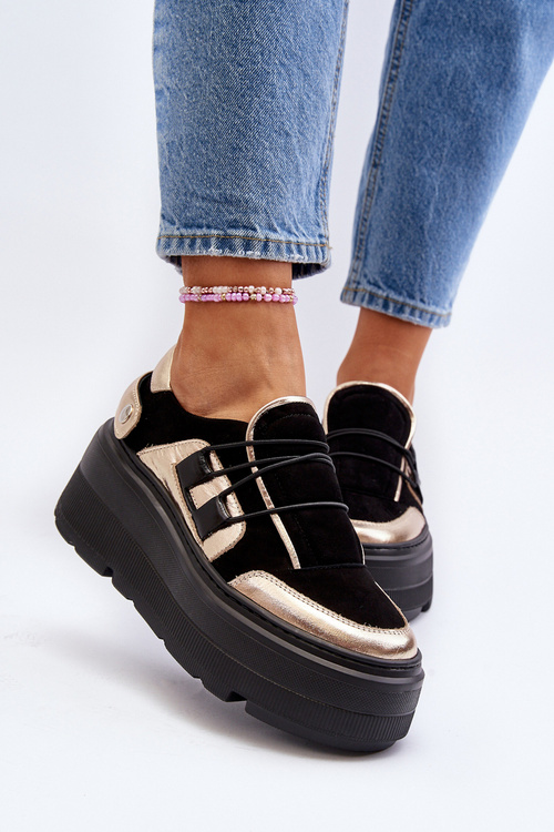 Чорні жіночі шкіряні кросівки на масивній підошві Zazoo 1833