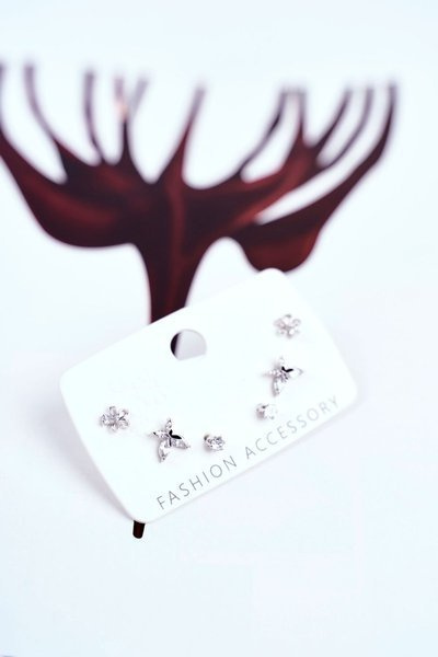 Жіночі сережки з цирконами срібло 3 пари Джульєтта