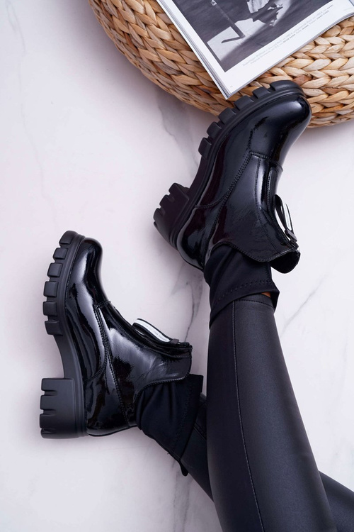 Чоботи жіночі на плоскій підошві Чорні Emelia