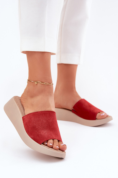 Замшеві Жіночі Сандалі На Танкетці Panto Fino Червоні RR267040