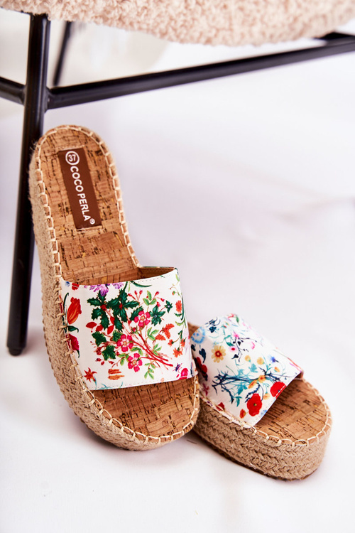 В'єтнамки на платформі з квітами Біла Малія