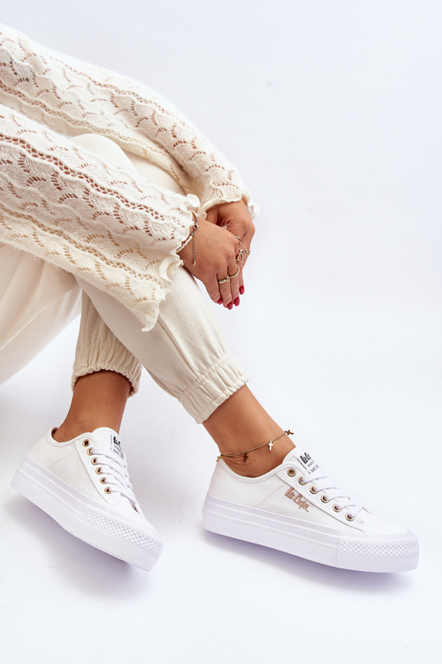 Білі жіночі кросівки на платформі Lee Cooper LCW-24-31-2725
