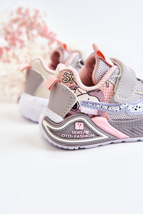 Дитяче легке спортивне взуття сірий Snoopy