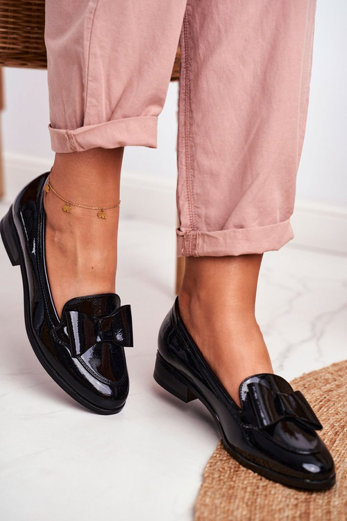 Елегантні жіночі лофери Vinceza 10570 лаковані чорні