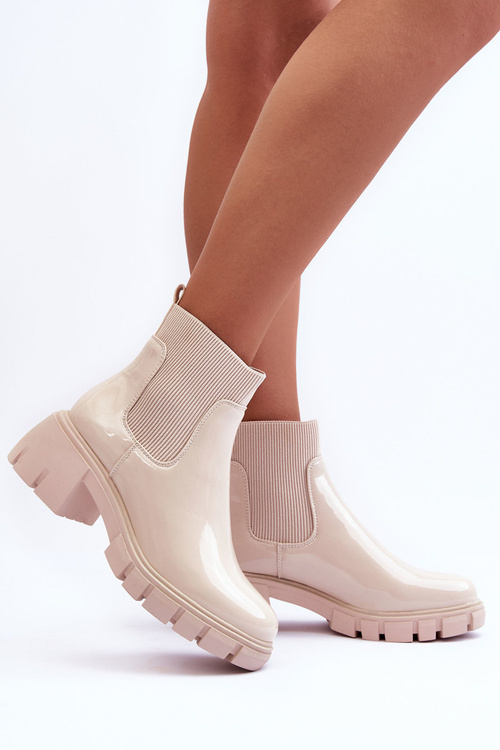 Жіночі лаковані ботильйони бежеві Cirie