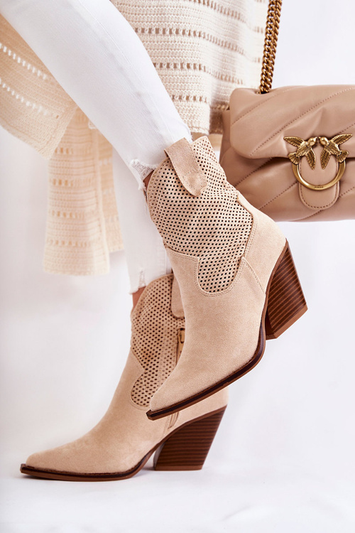 Жіночі замшеві ажурні чоботи ковбойські бежеві Eleonore