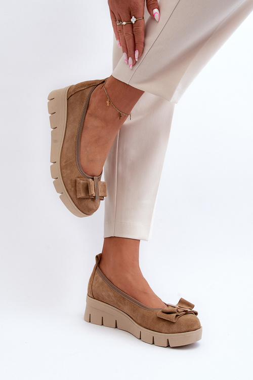 Шкіряна балерина на платформі з декором Beige Lewski 3384