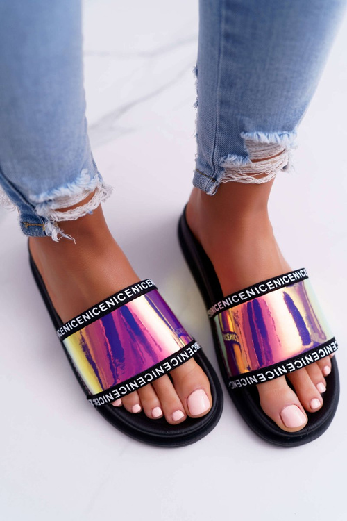 Жіночі рожеві шльопанці Nerdo з переливами