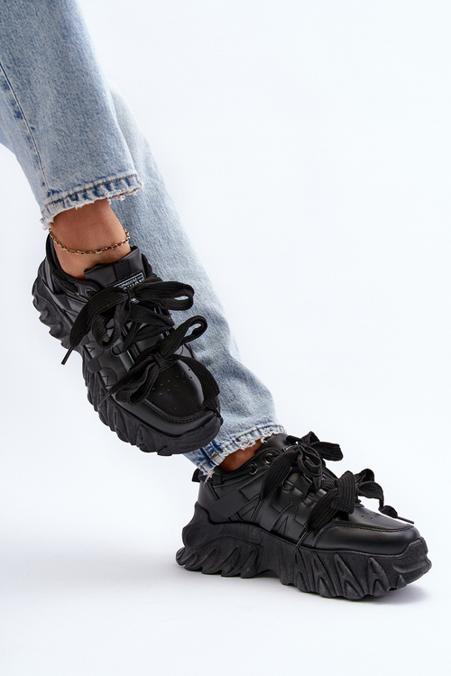 Жіночі кросівки на масивній підошві чорні Ellerai