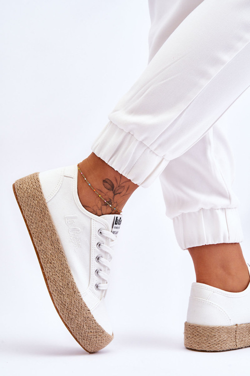 Модні плетені кросівки Lee Cooper LCW-23-31-1796L білі