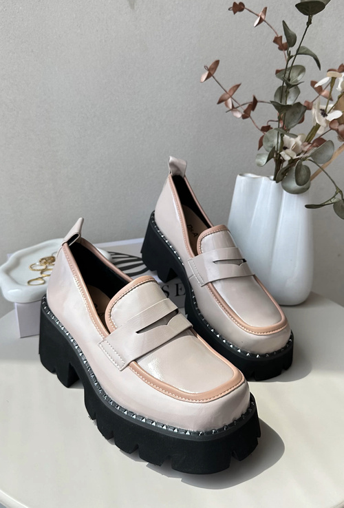 Жіночі шкіряні мокасини D&A MR870-32 Beige