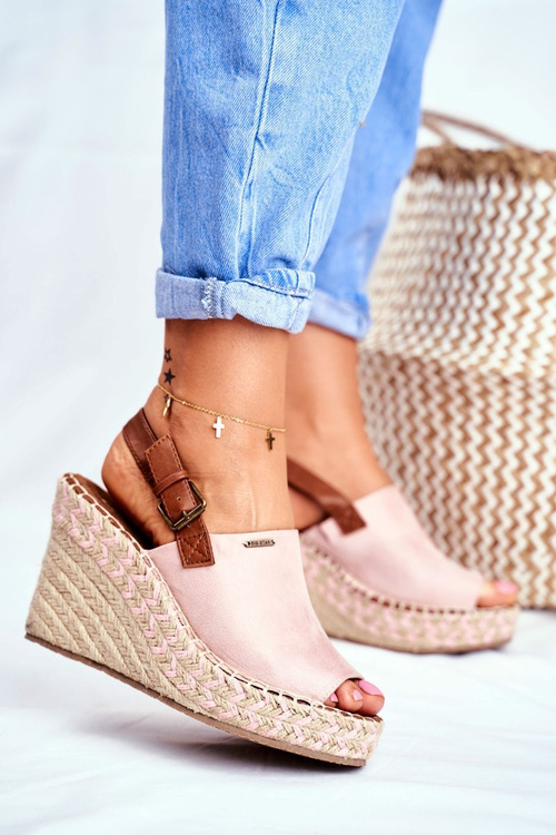 Жіночі босоніжки на танкетці Велика зірка рожеві FF274984