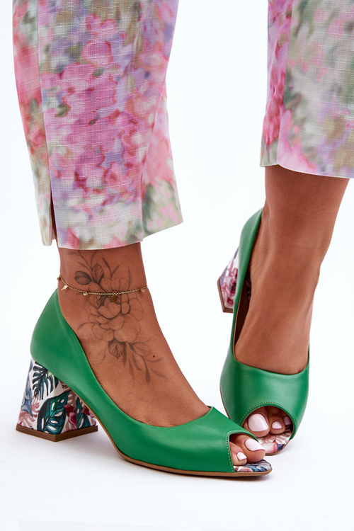 Шкіряні човники з декоративним каблуком Lewski Shoes 2608/K Зелений