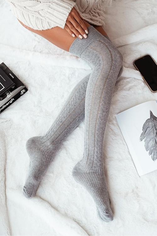 Жіночі в'язані коси до коліна сірі