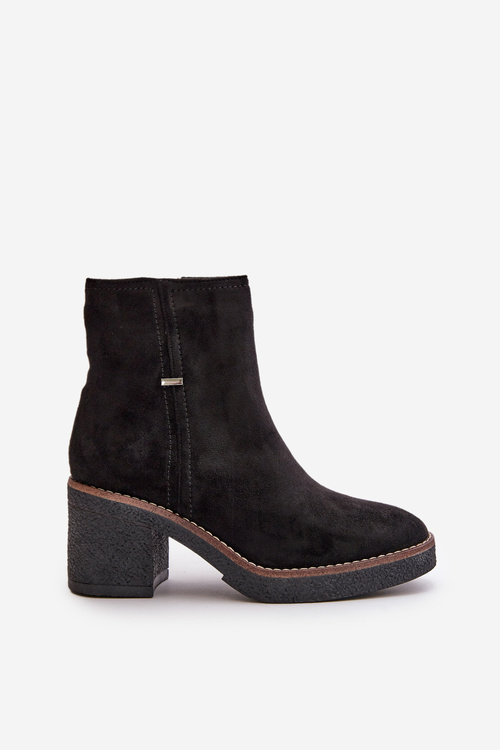 Жіночі чоботи на підборах, утеплені, еко-замша, чорні Arkesia