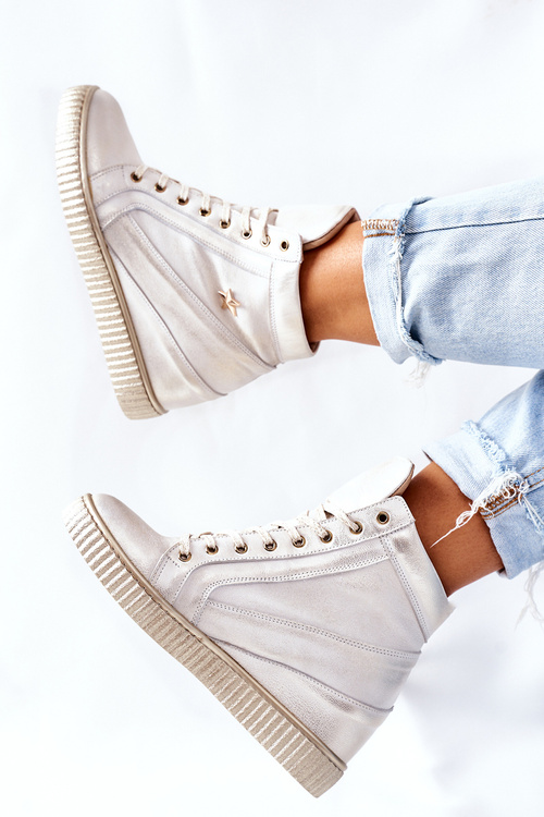 Жіноче спортивне шкіряне взуття Lewski Gold 3079