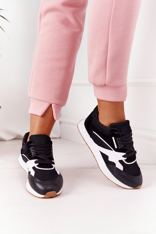 Жіноче спортивне взуття Кросівки чорні після робочого дня