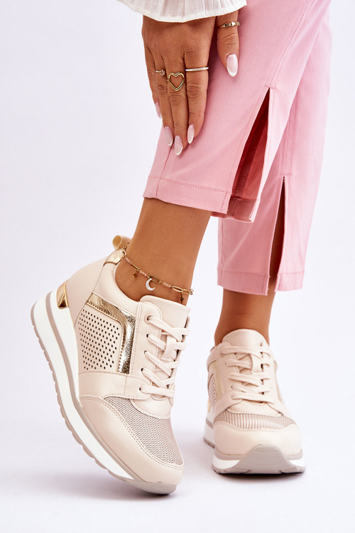 Шкіряне спортивне взуття на низькій танкетці бежевого кольору Braylen