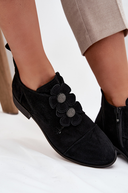 Замшеві жіночі мокасини з декоративними квітами Zazoo 3080 Чорні