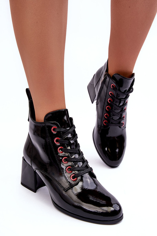 Лаковані черевики на низькій шнурівці SBarski MR870-66 Чорні
