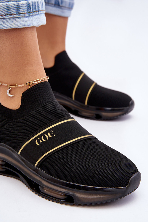 Жіноче спортивне взуття GOE LL2N4032 Чорний