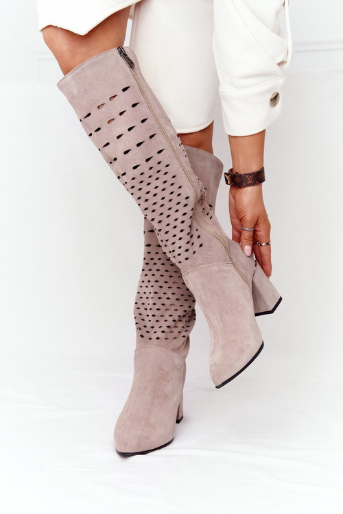 Весняні ажурні замшеві черевики Lewski Shoes 2847/B Бежеві