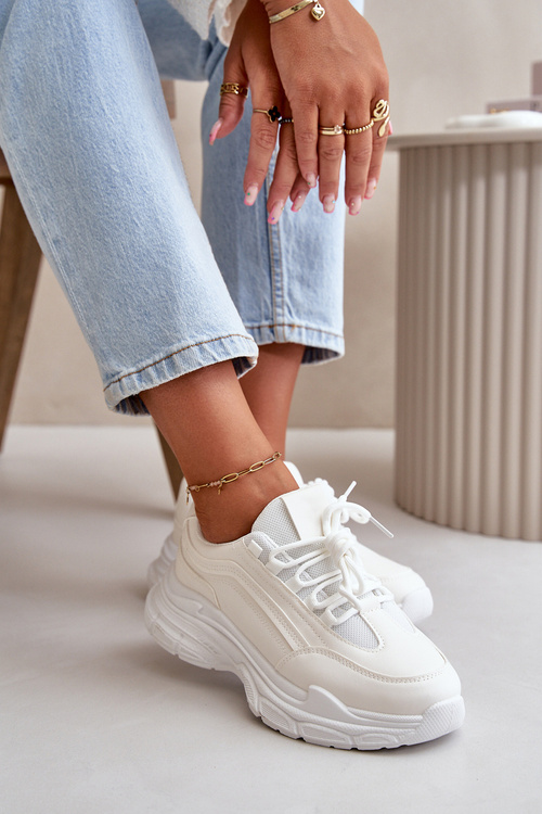 Кросівки жіночі Спортивне взуття на товстій підошві білі Lerila