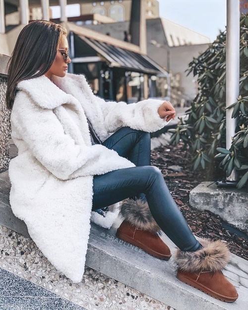 Жіночі шкіряні зимові черевики з еко хутром Camel Alexa