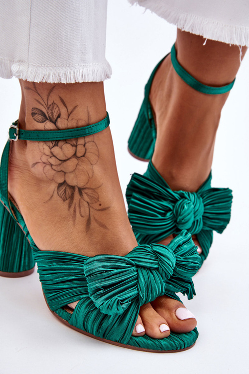 Модні босоніжки з бантом на підборах Green Callum