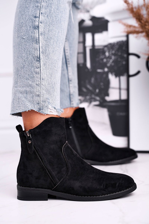 Жіночі ковбойські чоботи на плоскій підошві чорного кольору Plemmi