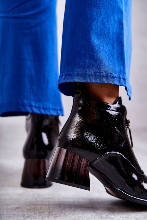 Чоботи жіночі лаковані на блискавці Чорні Cristel