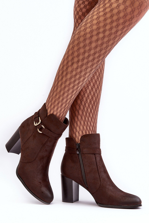 Жіночі шкіряні чоботи на каблуці з пряжкою Коричневі Lasima
