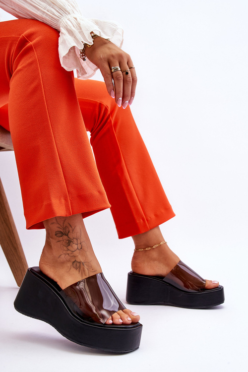 Жіночі прозорі тапочки на танкетці чорні Eliane