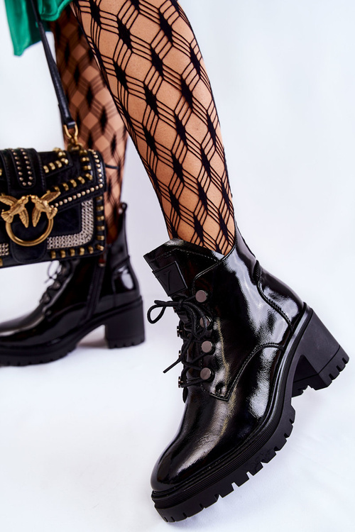 Лаковані теплі черевики на шнурівці Black Ragnhild