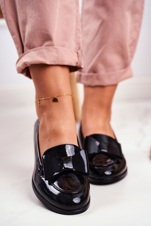 Елегантні жіночі лофери Vinceza 10570 лаковані чорні