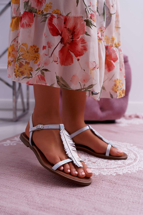 Жіночі шкіряні босоніжки на плоскій підошві Silver Nicole 2383