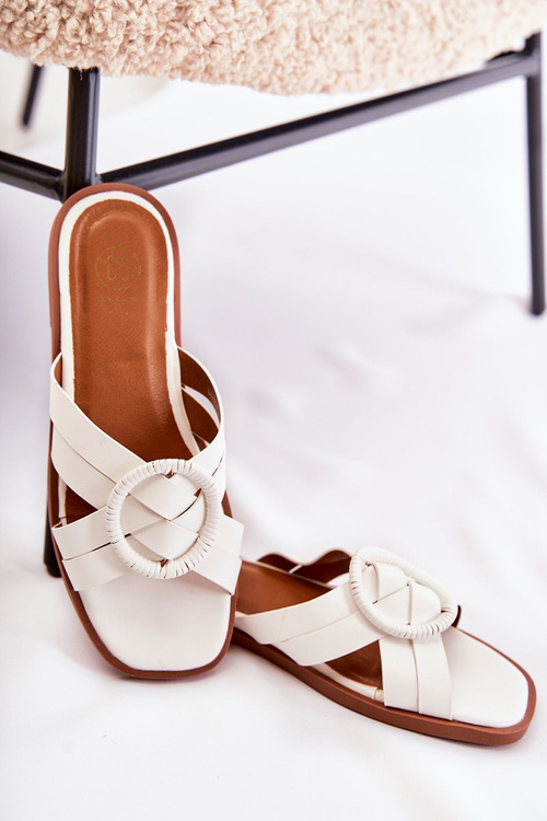 Жіночі модні тапочки білі Sansa