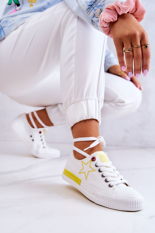 Жіночі низькі кросівки BIG STAR JJ274384 Білі