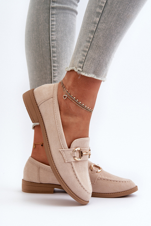 Жіночі лофери на плоскій підошві з прикрасами бежевий авіол