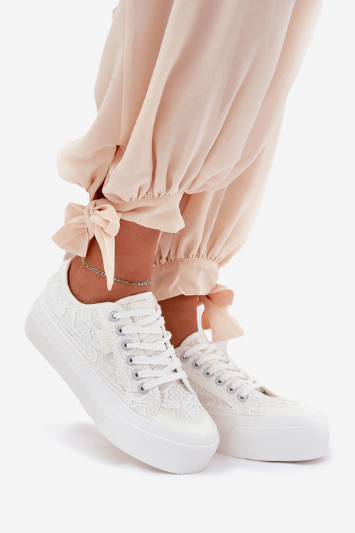 Жіночі Кросівки З Кружева Big Star RR274747 Білі