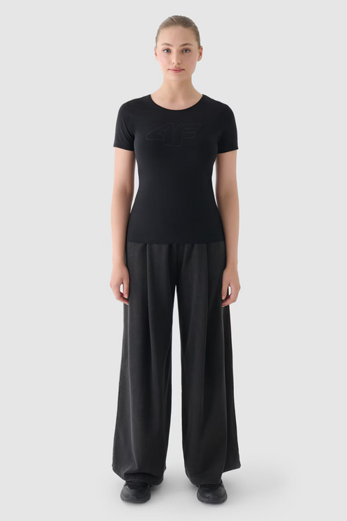 Жіноча футболка з принтом 4F чорна 4FWMM00TTSHF1846-20S