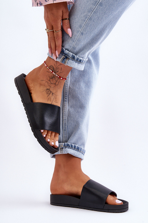 Класичні жіночі тапочки Black Rolien