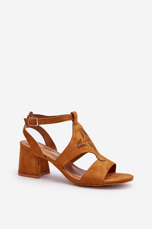 Босоніжки на низькому каблуці Camel Eleriva