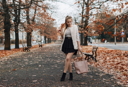 Чоботи жіночі на підборах чорні So Good