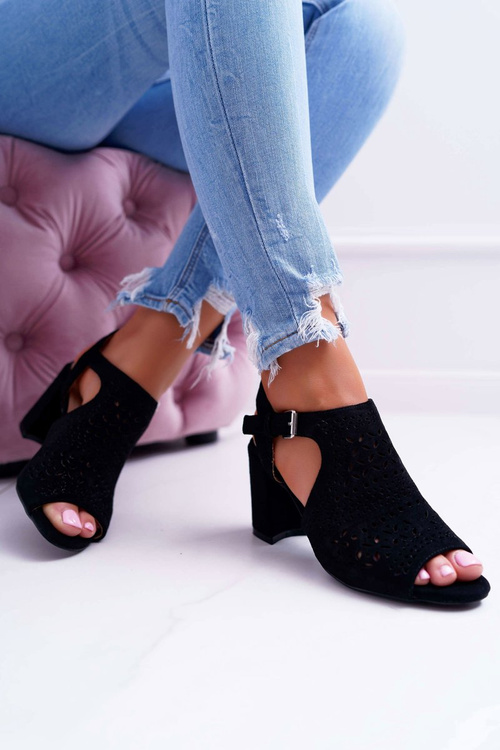 Жіночі босоніжки на шпильці з відкритим носком чорні Olenia