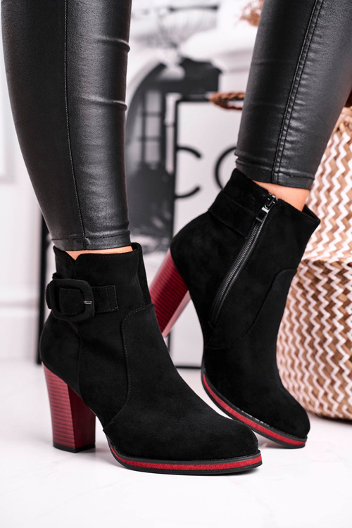 Чоботи жіночі на підборах Sergio Leone чорні BT533